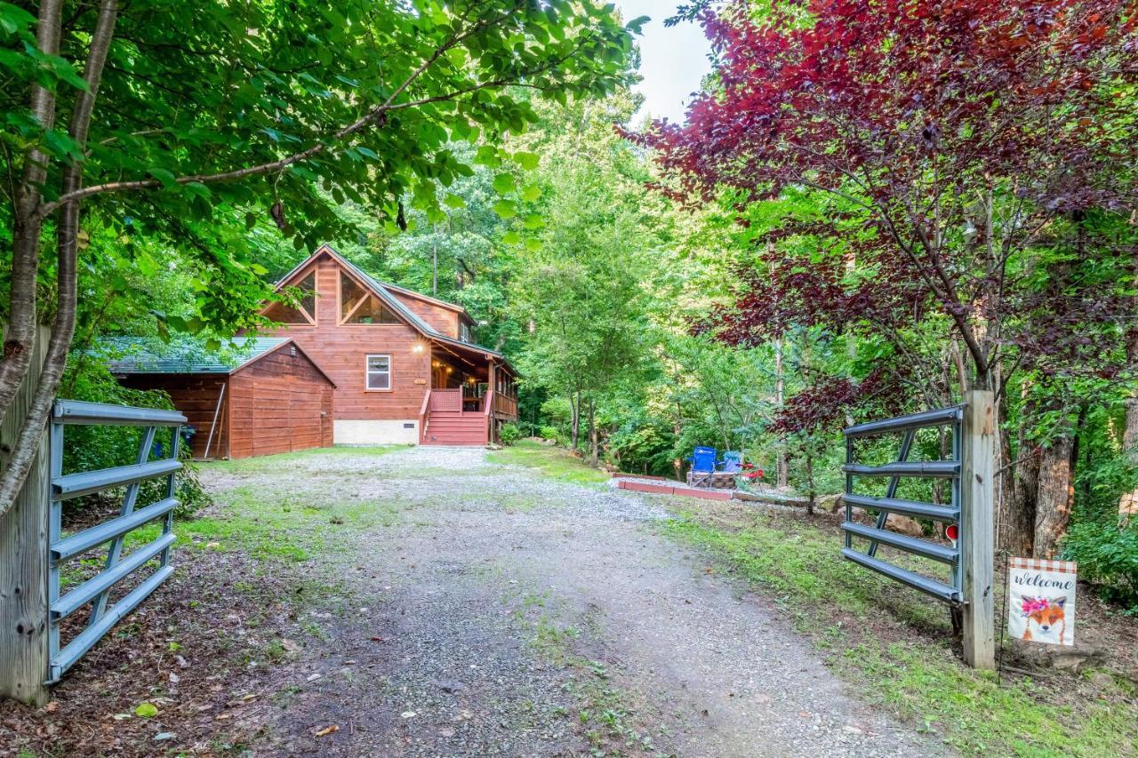 Red Fox Den Villa Sylva Dış mekan fotoğraf
